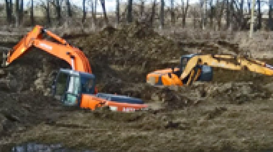 Алтайская распутица «поглотила» дорожников