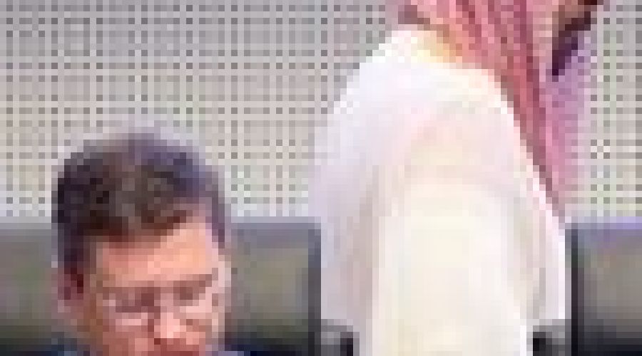 «Россию заманили на крышу и убрали лестницу»: алтайские эксперты о последствиях очередного нефтяного кризиса и скачка валют