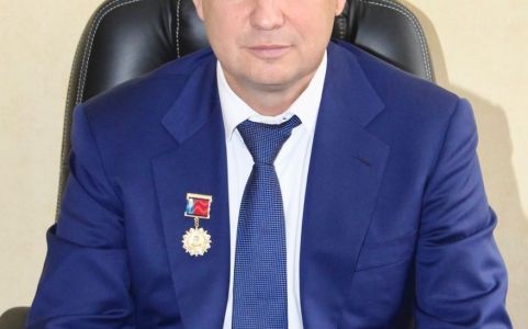 Денис Зюзин