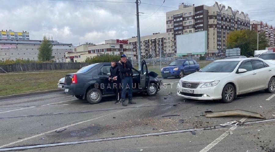 Водитель и его пассажир были сильно удивлены случившимся