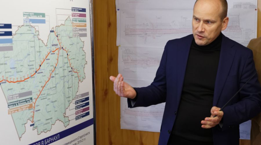 Руководитель Упрдор «Алтай» Анатолий Волков отчитался о дорожном ремонте