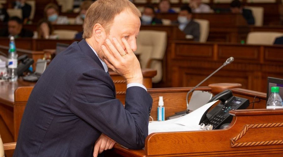 Виктор Томенко отказался от своего мандата в АКЗС