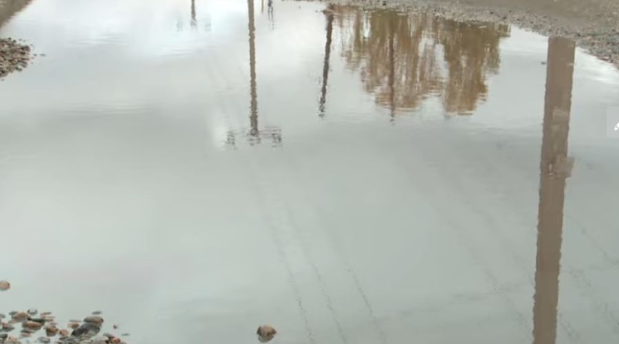 Лужа заливает погреба