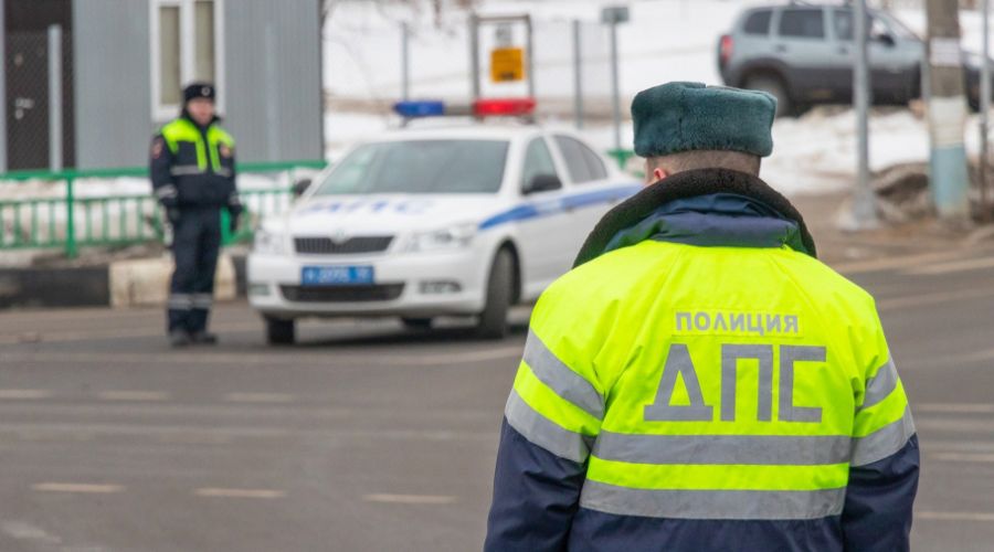 Барнаульские автоинспекторы отчитались о решении проблемы с очередями на оформление ДТП