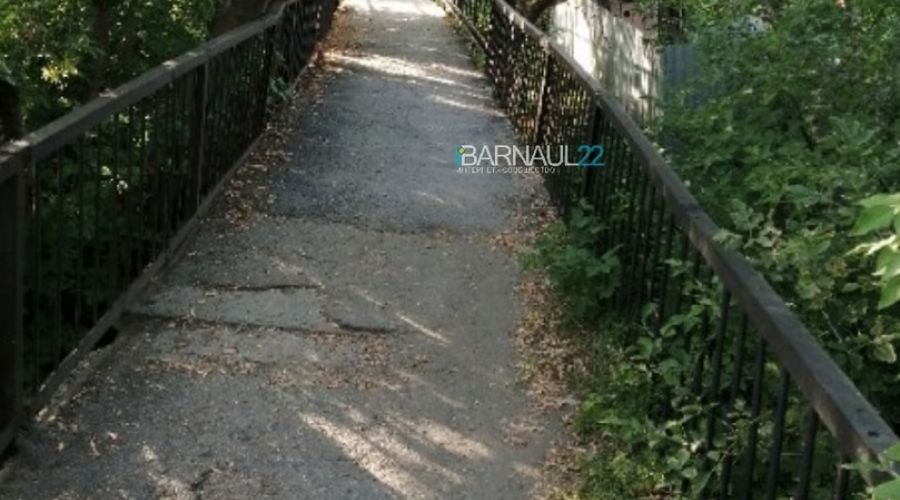 Покрытие на мосту через Пивоварку