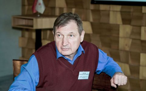 Александр Онучин