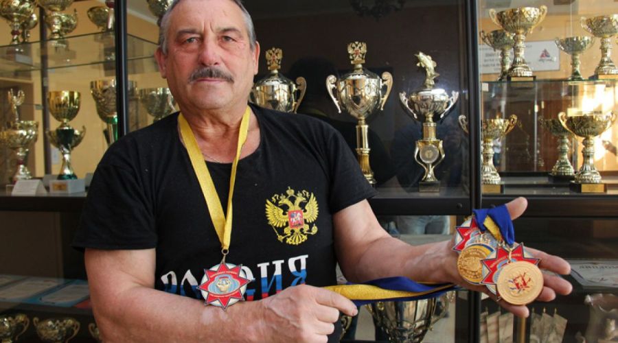Титулованный ветеран-гиревик Петр Жинкин из Краснощековского района ушел из жизни