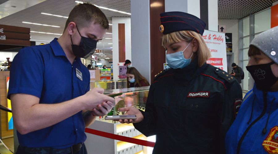 Власти Барнаула нашли только одно нарушение антиковидных мер в ходе рейда по городским ТЦ