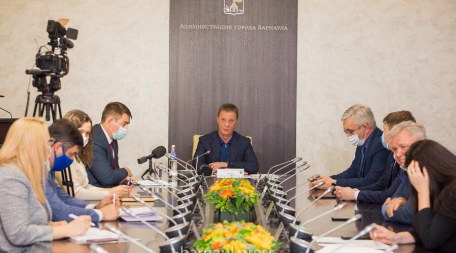 Совещание в мэрии