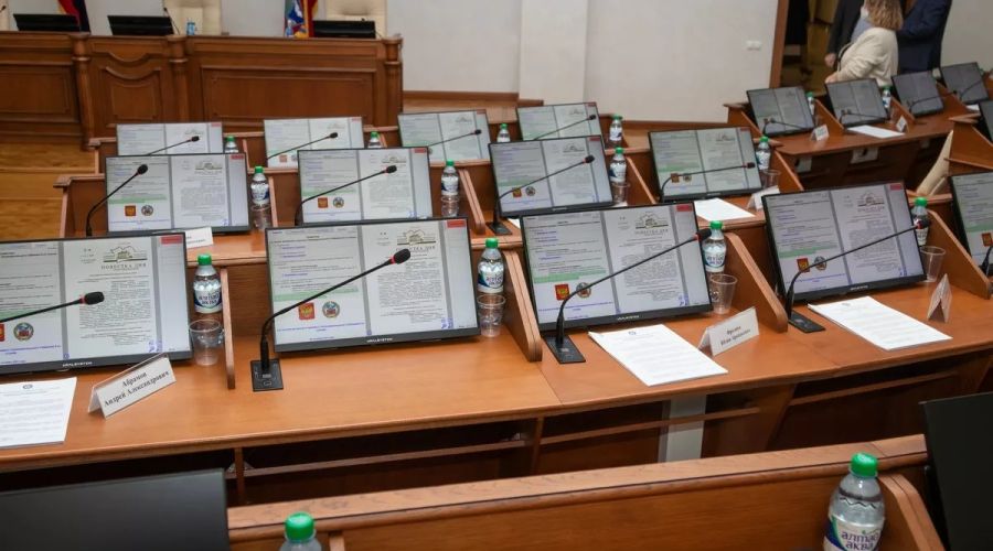 Бюджет, Молодежный парламент и борьба с коррупцией: Алтайское Заксобрание наметило темы грядущей сессии