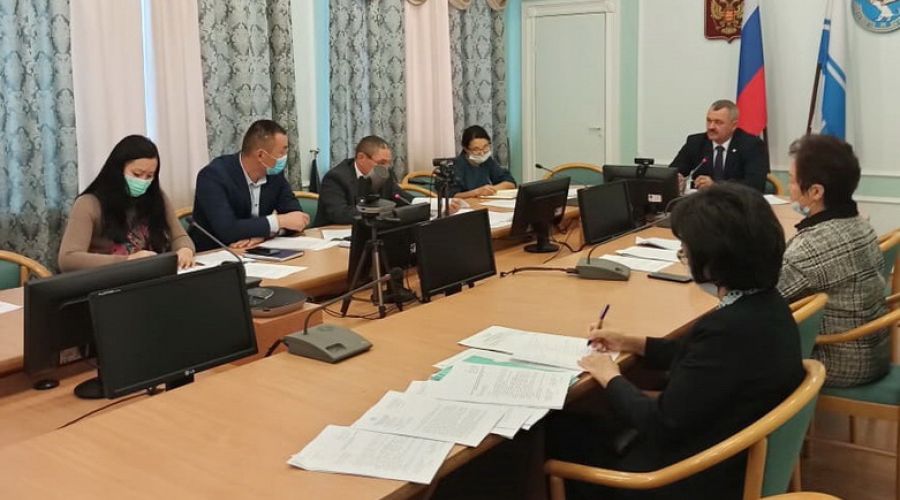 Депутаты приобщились к сакральному: на Алтае вновь подняли тему охраны священных для населения мест