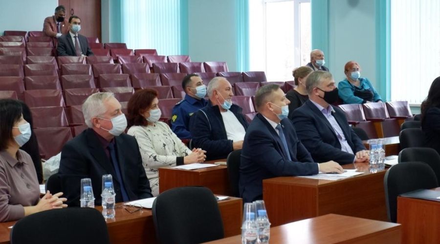 Рубцовский горсовет на год останется без постоянного спикера по решению депутатов